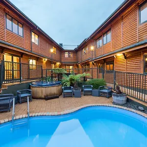 *** Hotel Lakefront New Zealand